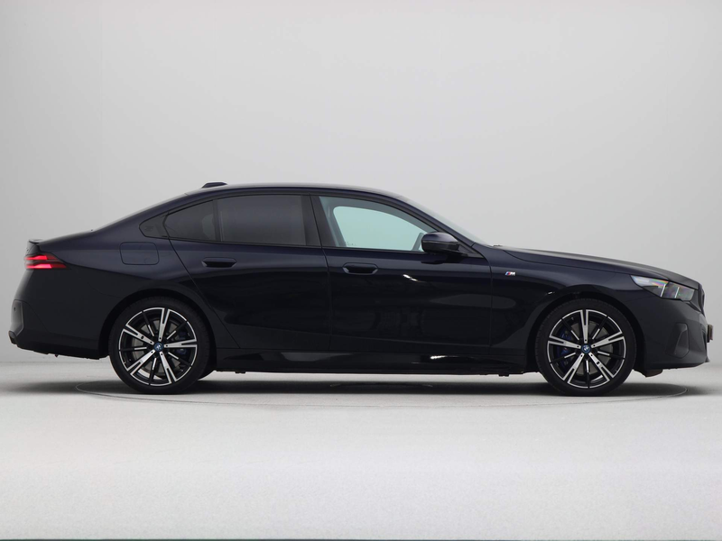 BMW 550 5 Serie 550e xDrive M Sport Pro — photo 8