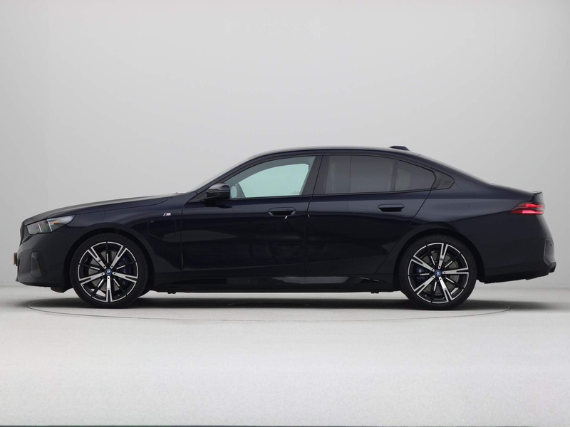 BMW 550 5 Serie 550e xDrive M Sport Pro — photo 12