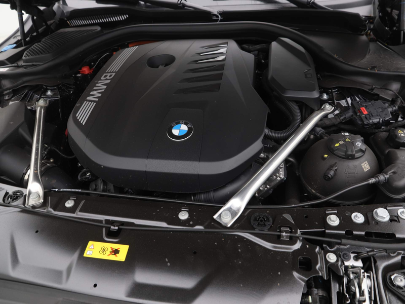 BMW 550 5 Serie 550e xDrive M Sport Pro — photo 4