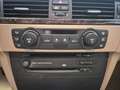 BMW 320 320d Futura navi pelle xeno - thumbnail 8