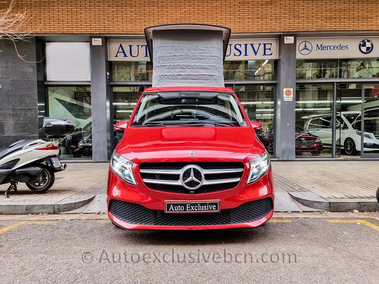 Mercedes-Benz V 300d Marco Polo Horizon 4MATIC Rot - 1