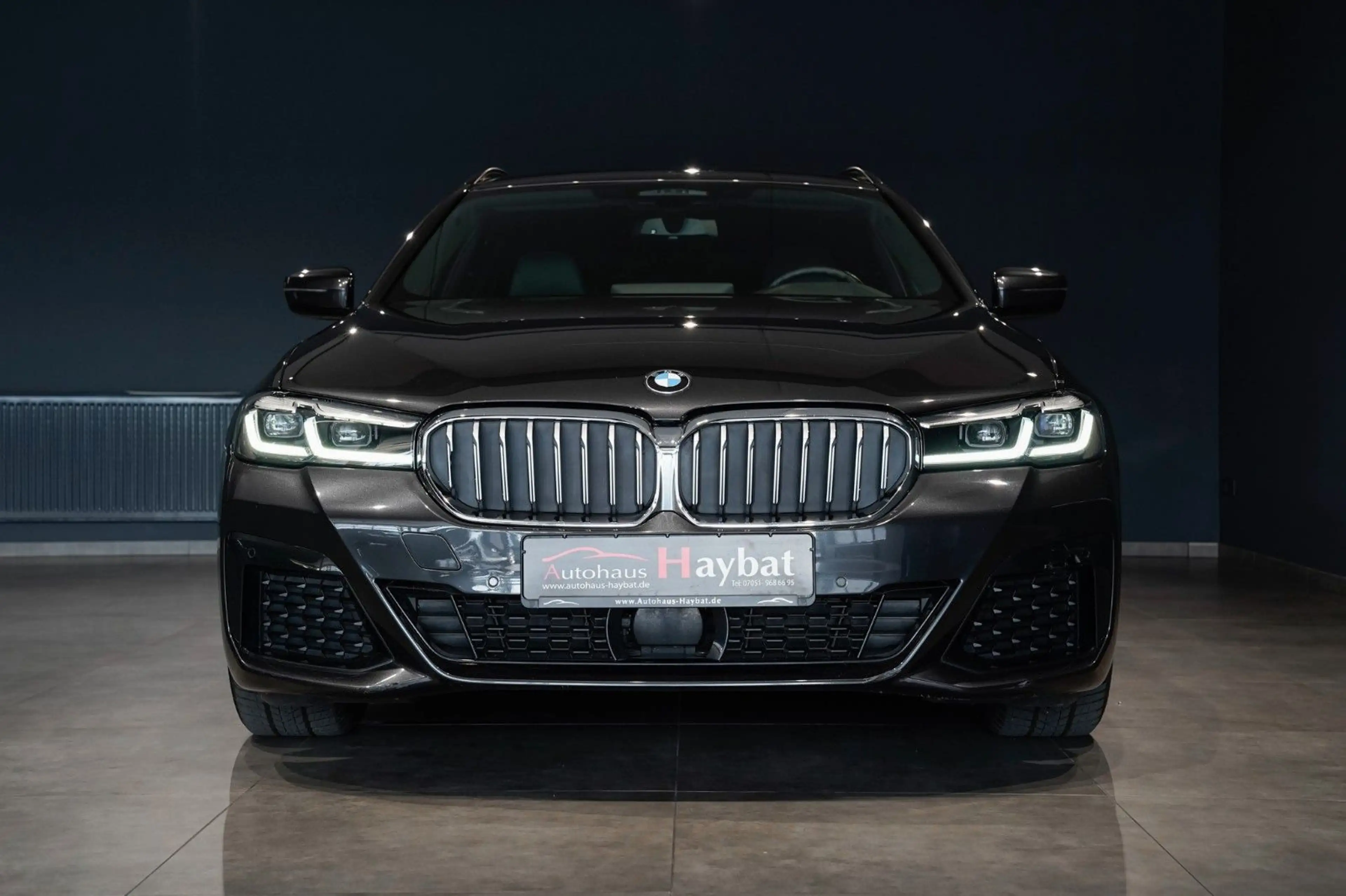 BMW 540 d xDrive Touring M Sport Nappa-HuD-Kamera — photo 2