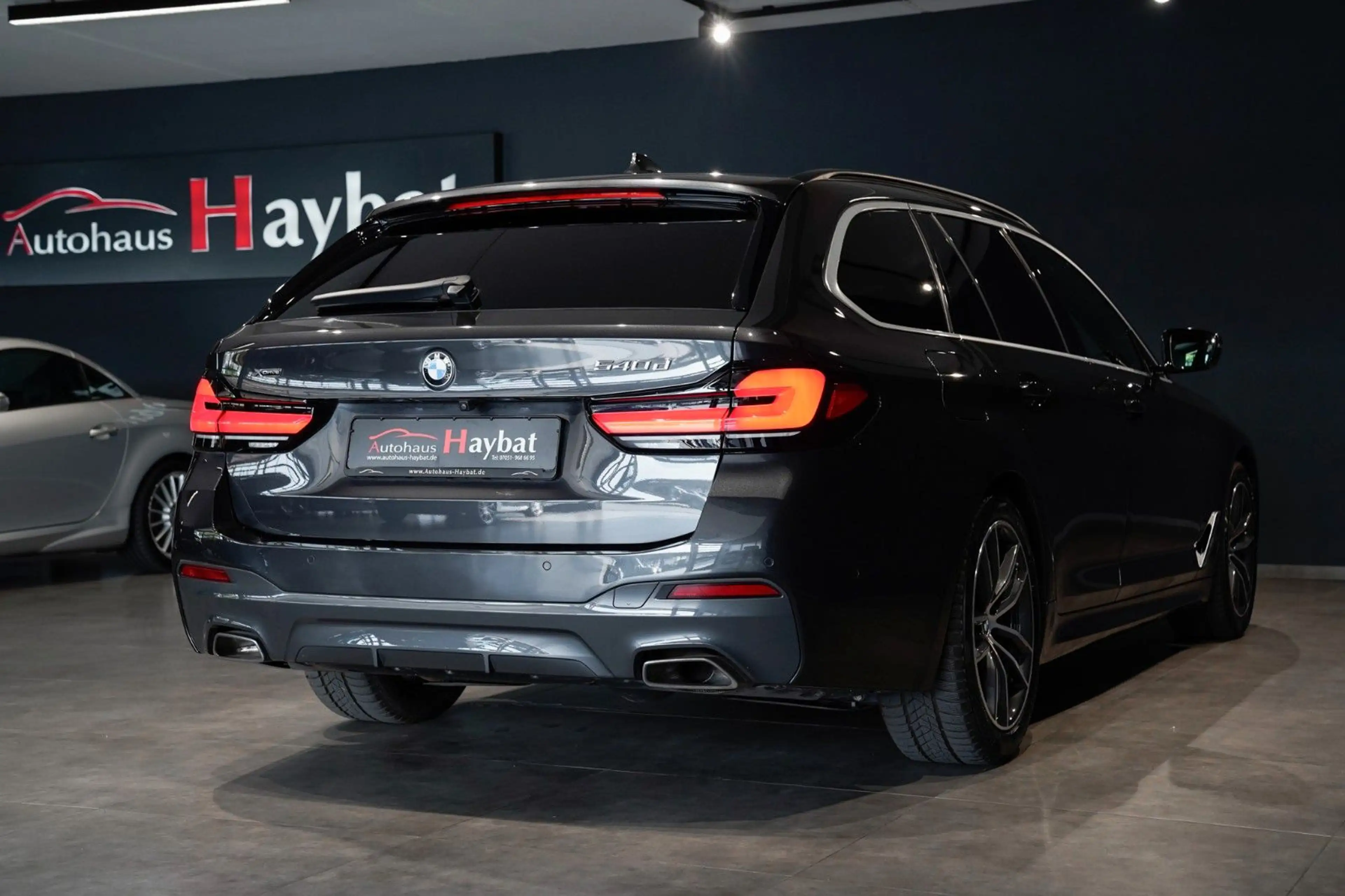 BMW 540 d xDrive Touring M Sport Nappa-HuD-Kamera — photo 8