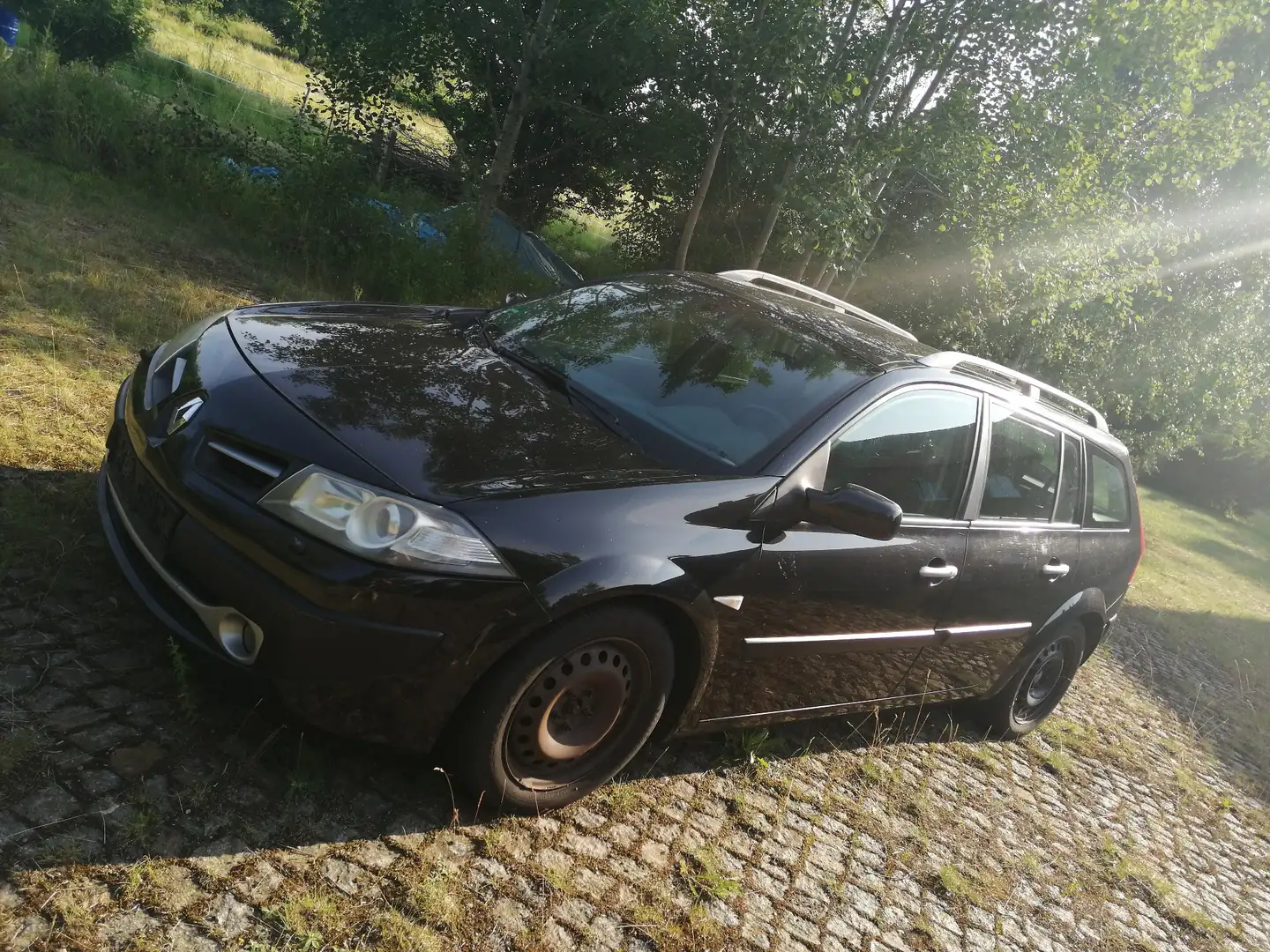 Renault Megane 2.0 dCi FAP Grandtour Dynamique - 2