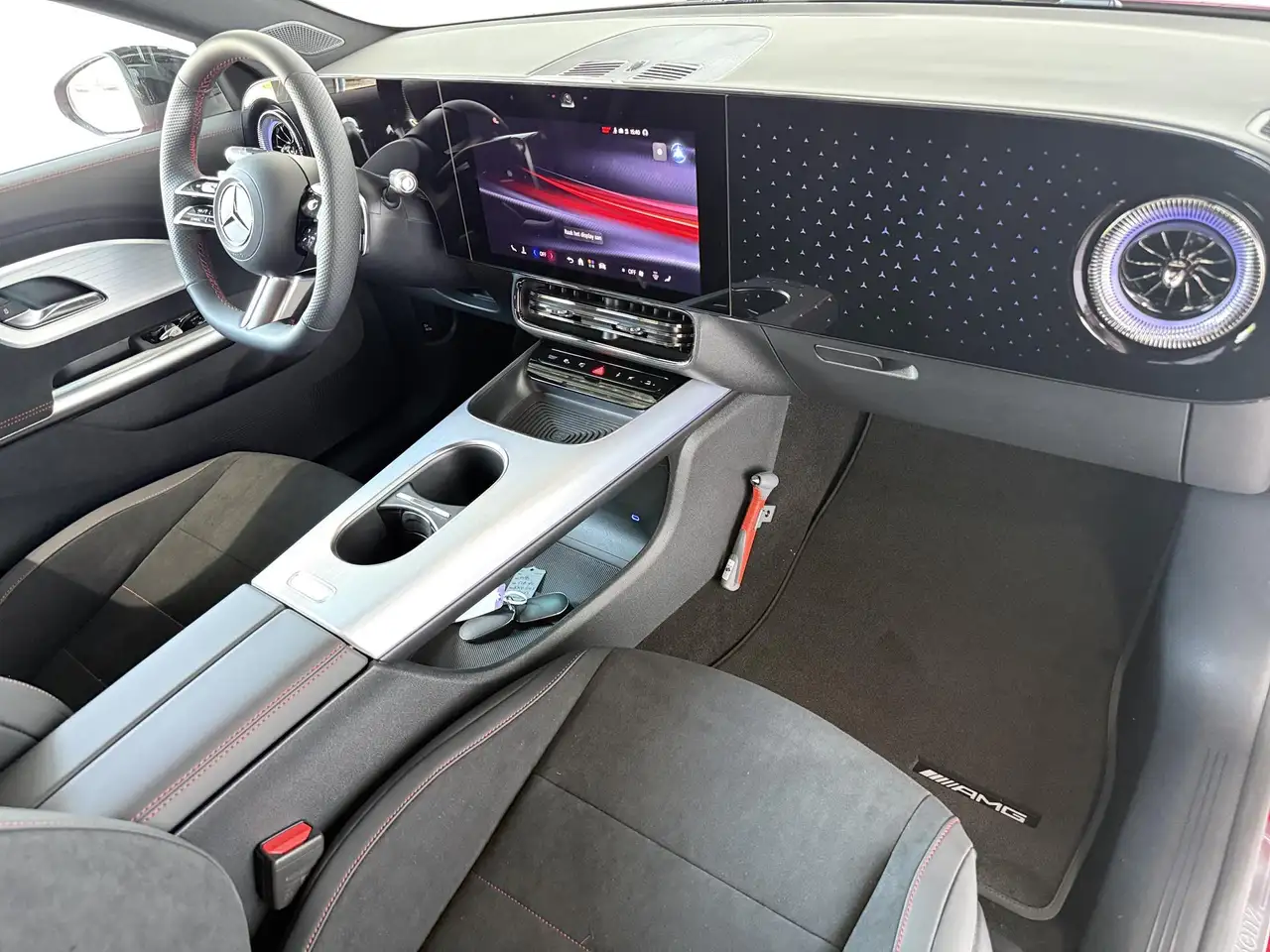 Mercedes-Benz CLA 2026 — фото 10
