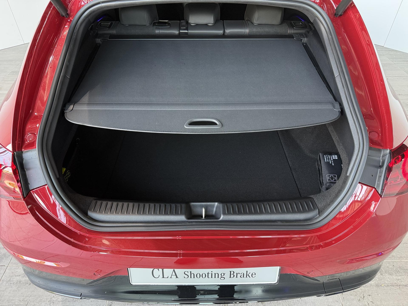 Mercedes-Benz CLA 180 Shooting Brake Business Solution AMG | Trekhaak | — photo 15