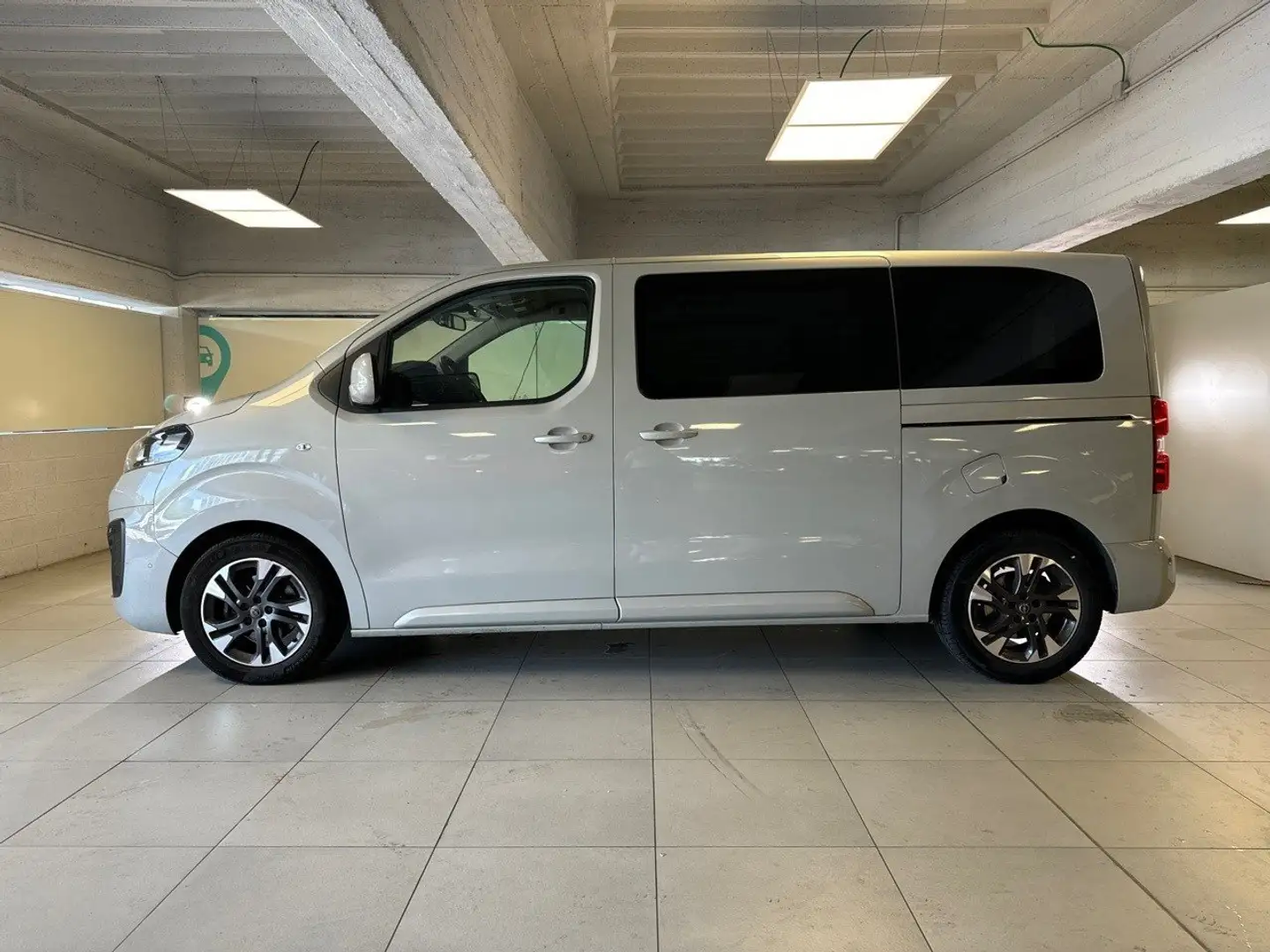 Opel Zafira Life 1.5 D 120cv Edition L2H1 S&S Gris - 2