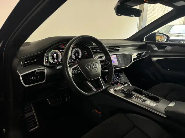Audi A6 view 8