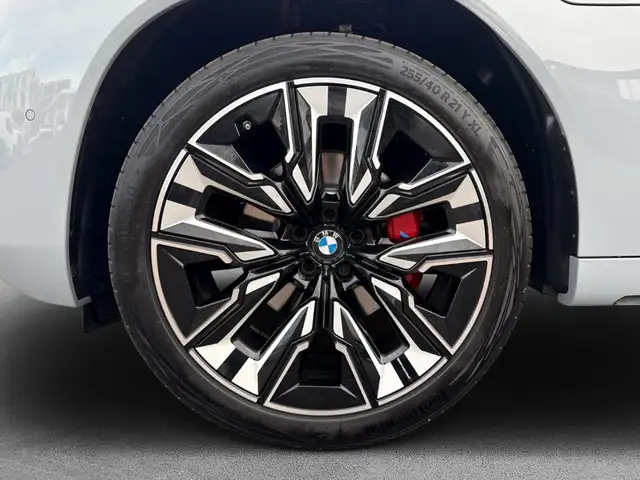 BMW X3 view 7