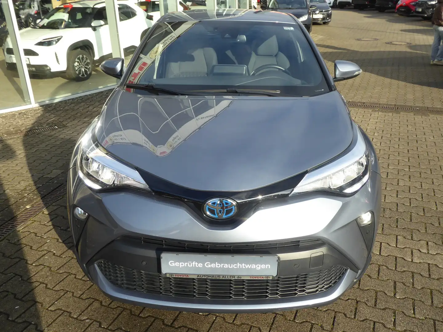 Toyota C-HR 1.8H Team D. + AHK Silver - 2