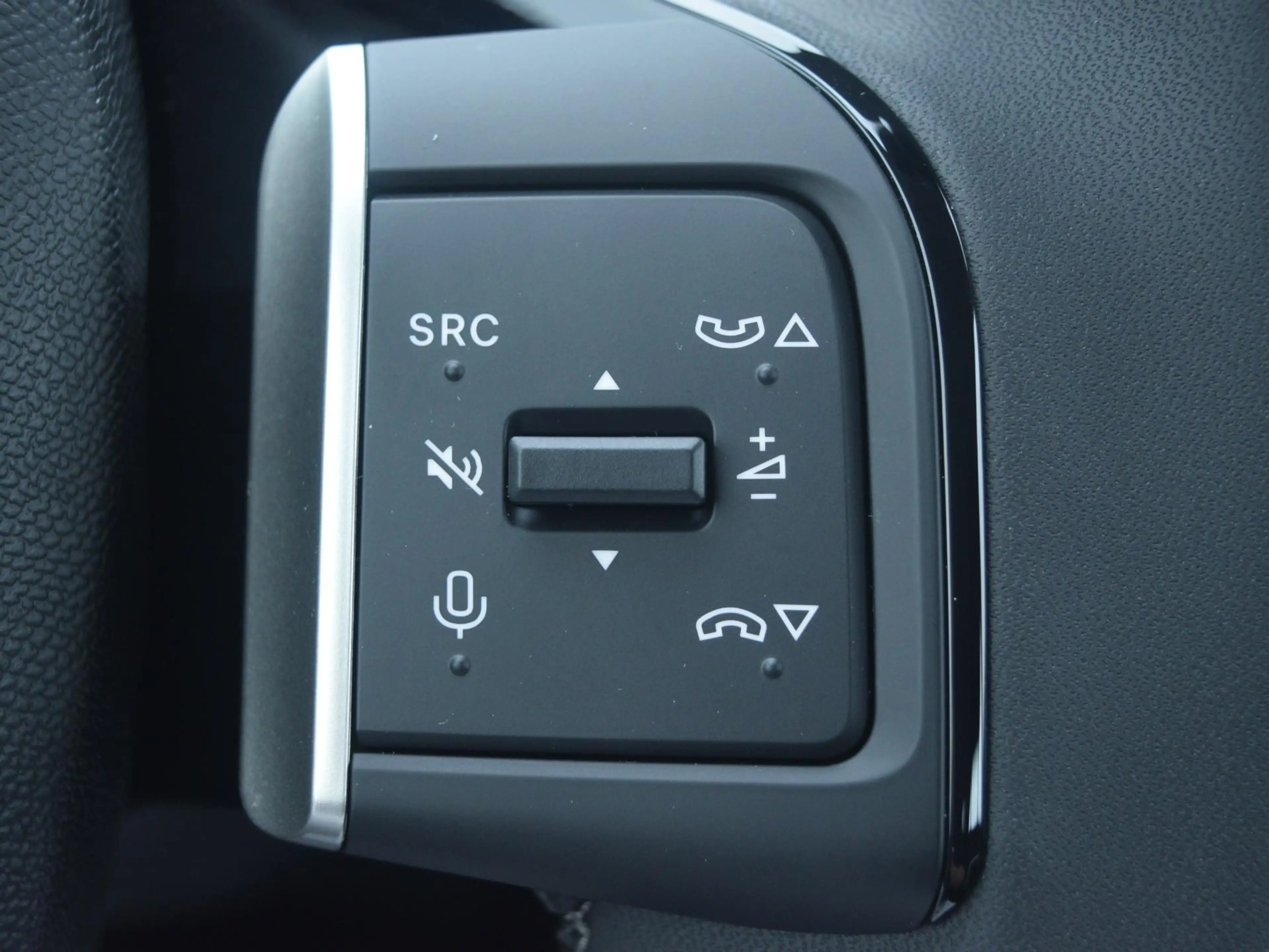 Citroen C3 1.2 Hybrid 110pk Plus — photo 15
