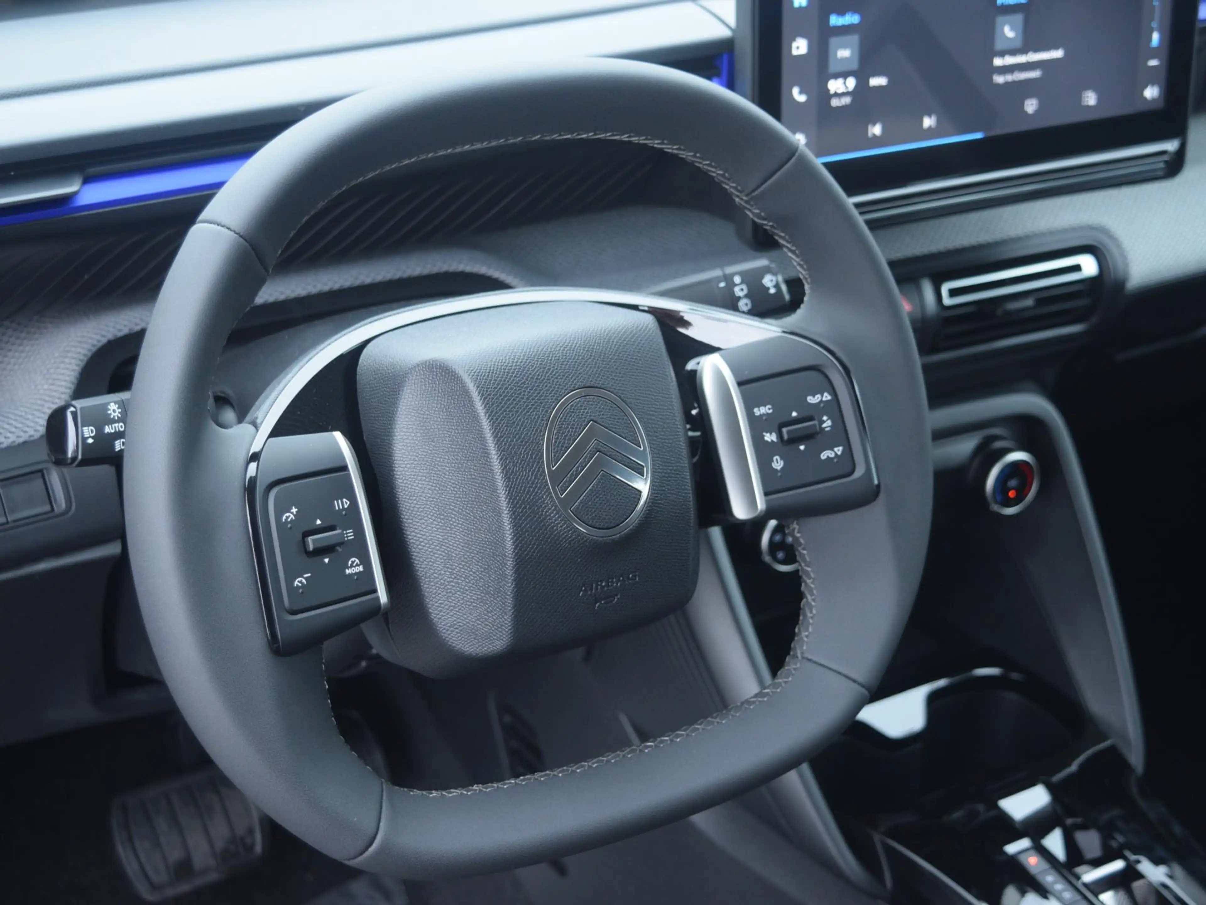 Citroen C3 1.2 Hybrid 110pk Plus — photo 7