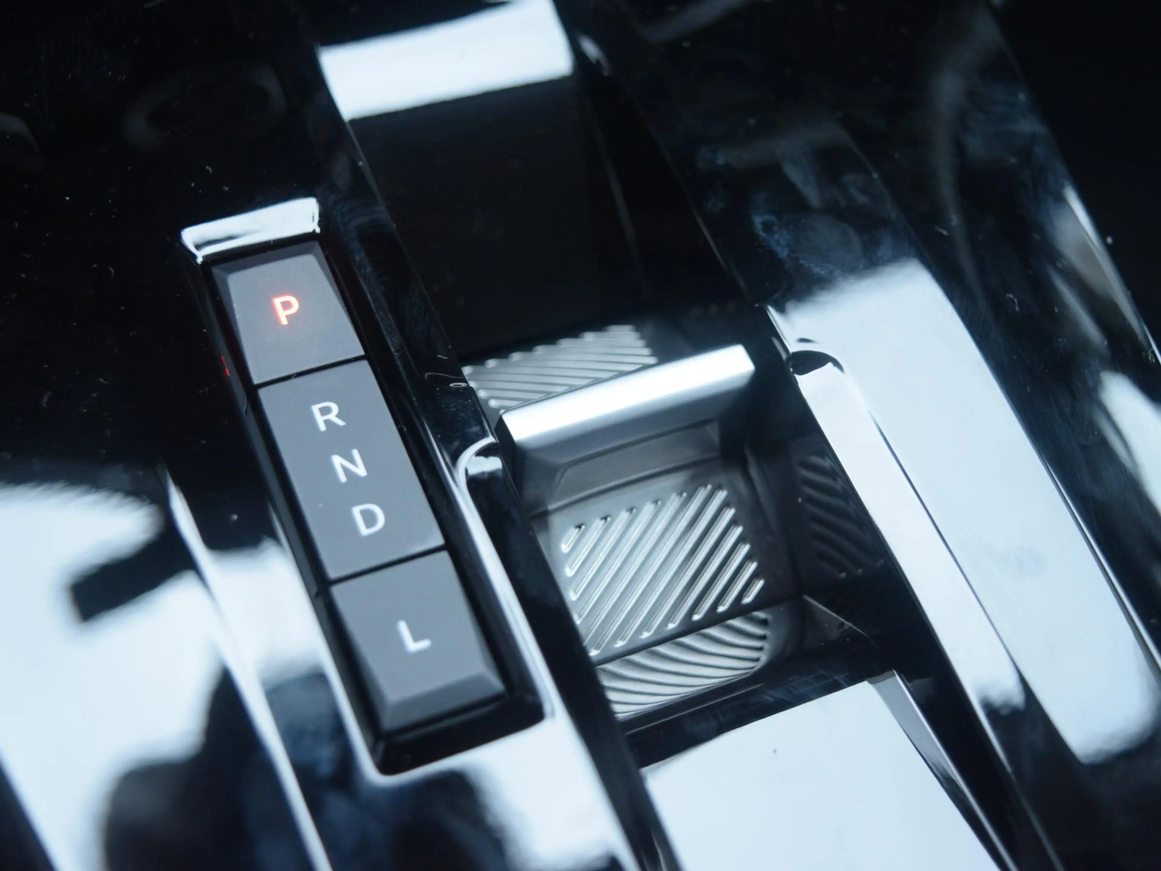 Citroen C3 1.2 Hybrid 110pk Plus — photo 13