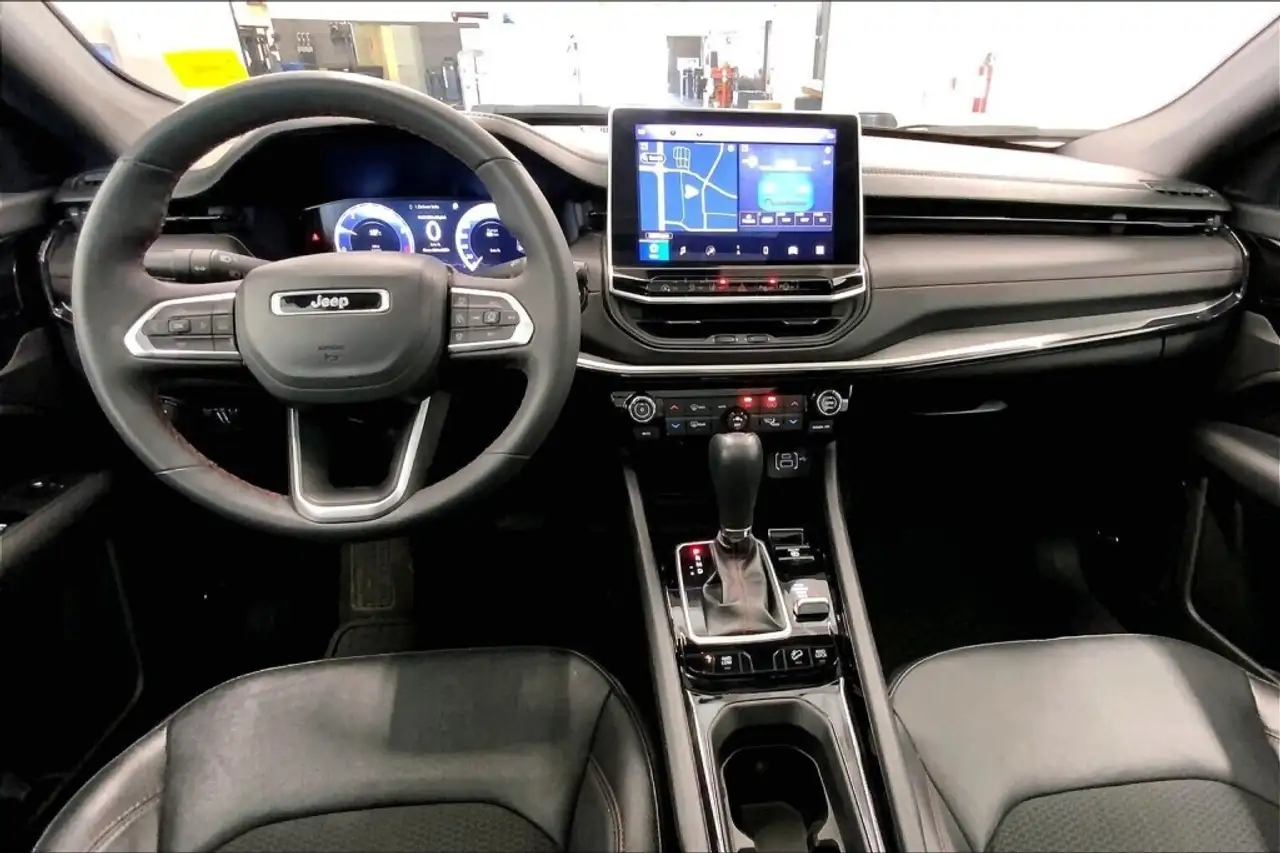 Jeep Compass снимка Jeep Compass