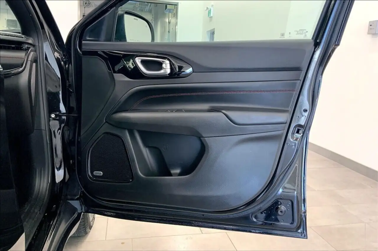 Jeep Compass снимка Jeep Compass