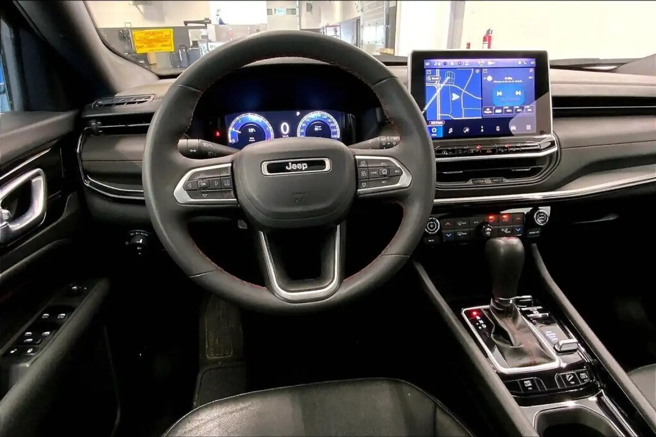 Jeep Compass снимка Jeep Compass