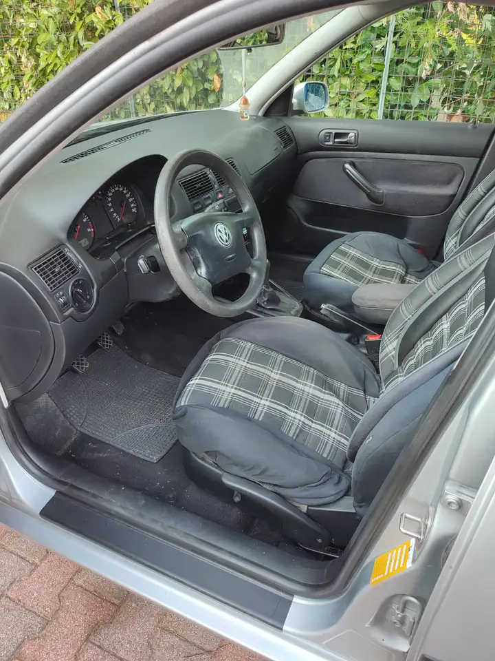 Volkswagen Golf IV 1997 5p 1.6 25years, foto 3