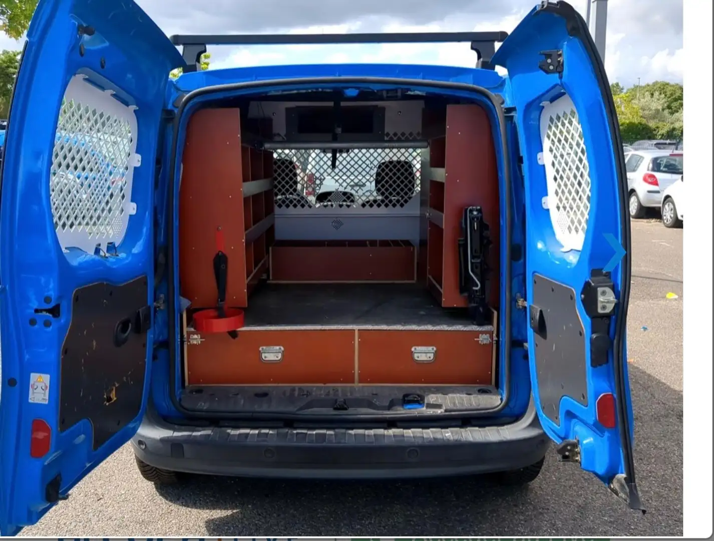 Renault Kangoo Z.E. KANGOO Z.E.MAXI L2 CABINE APPROFONDIE Синий - 2