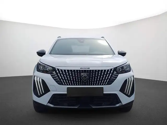Peugeot 2008 view 2