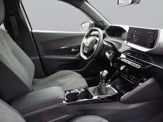 Peugeot 2008 view 11