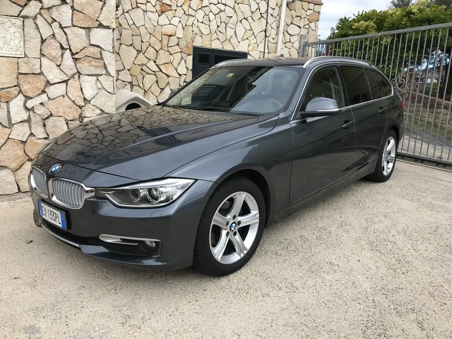 BMW 320 320d Touring eff.dynamics Business auto - 1