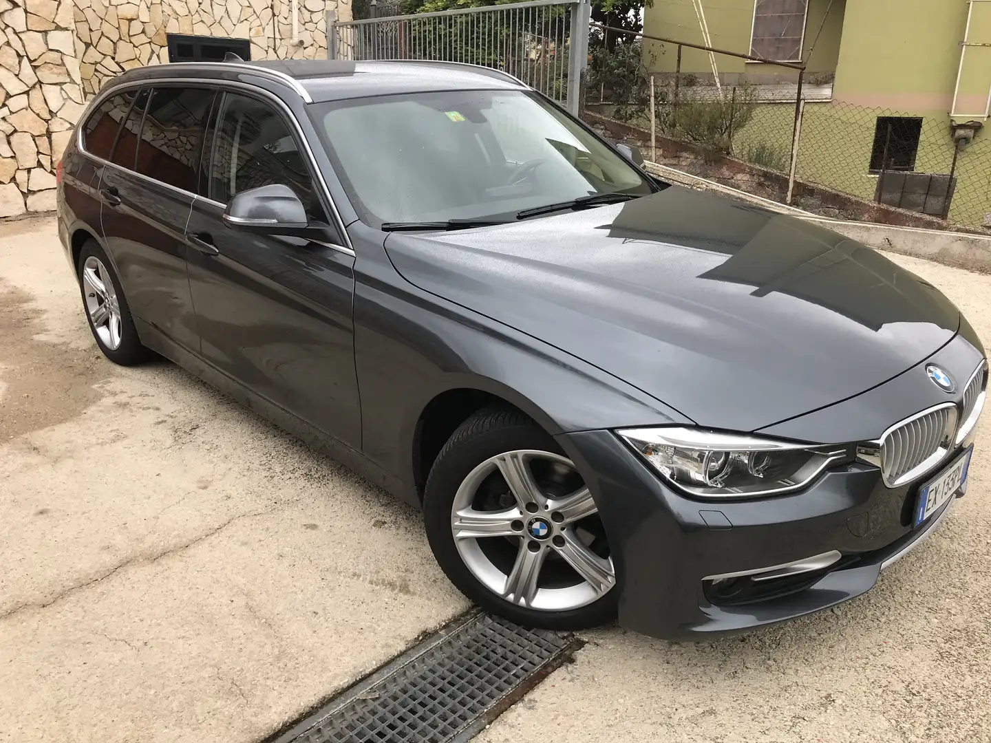 BMW 320 320d Touring eff.dynamics Business auto - 2