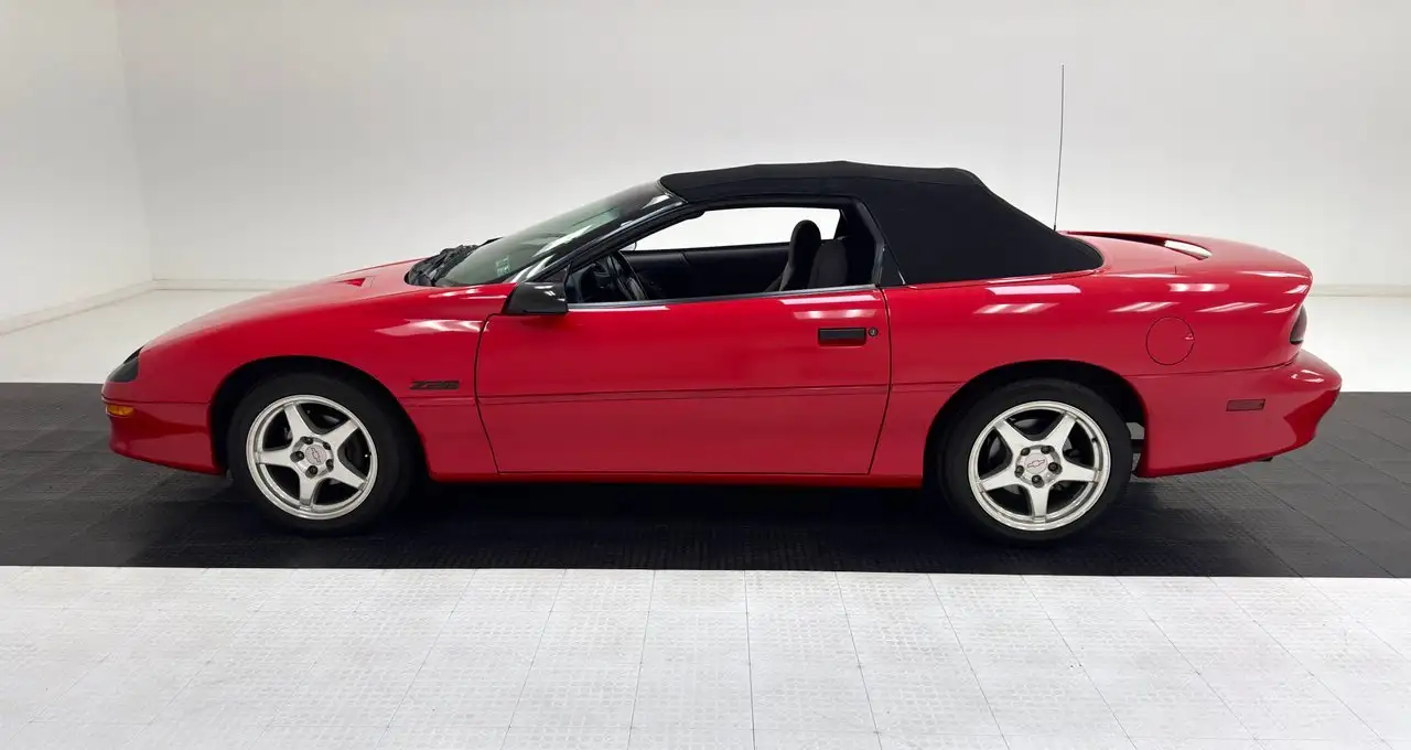 Chevrolet Camaro Z28 Convertible, foto 3