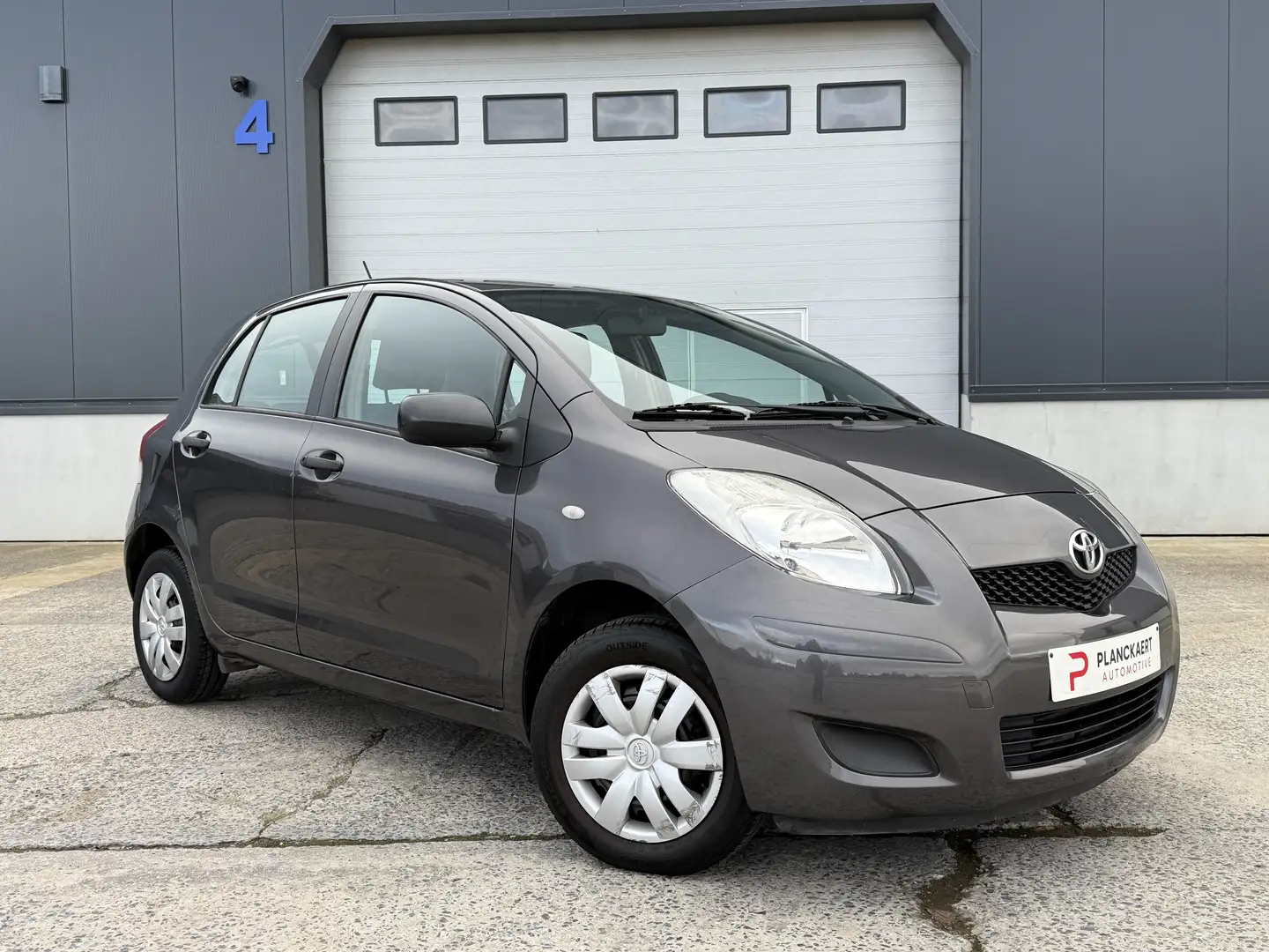 Toyota Yaris Yaris 1.0 VVT-i Grijs - 2