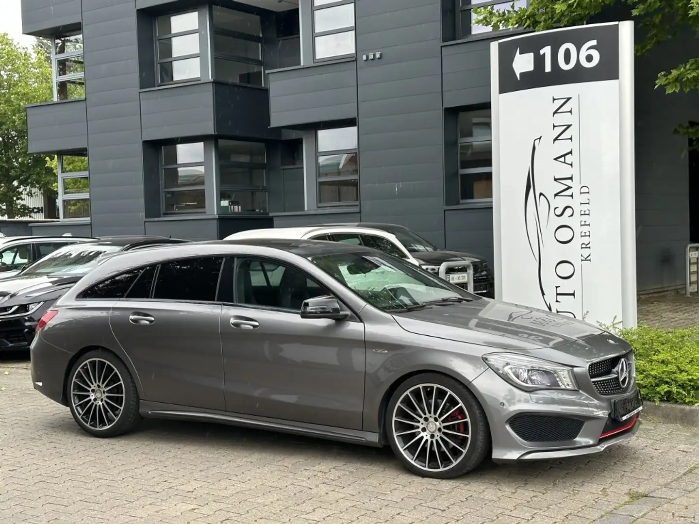 Mercedes-Benz CLA 250 4MATIC 7G-DCT SPORT  PANO Gris - 2