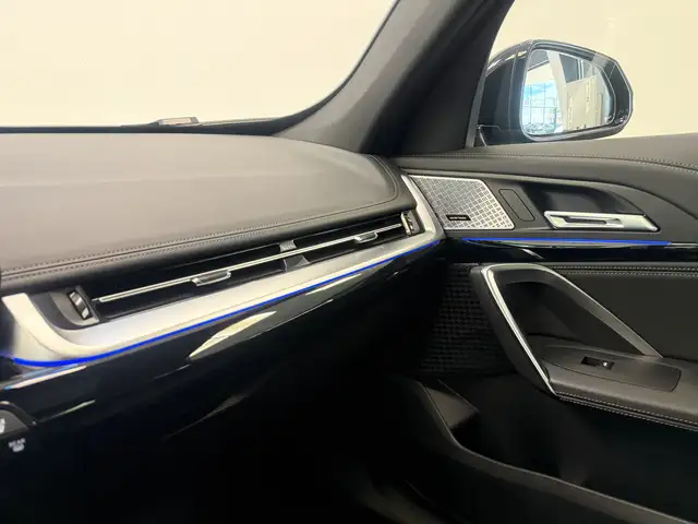 BMW X1 view 20