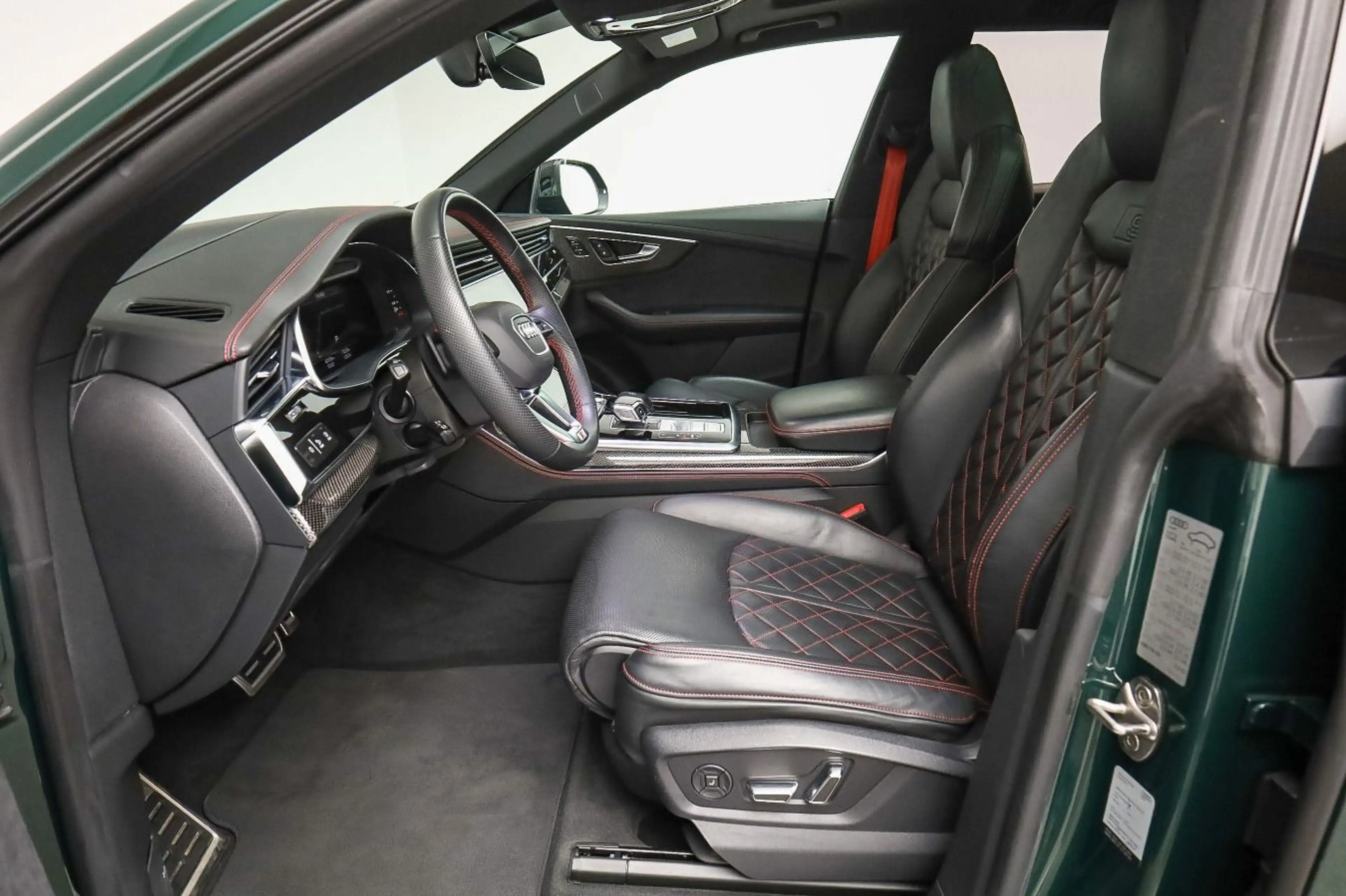 Audi SQ8 competition Carbon, Pano, HUD, Night, Assist — photo 9