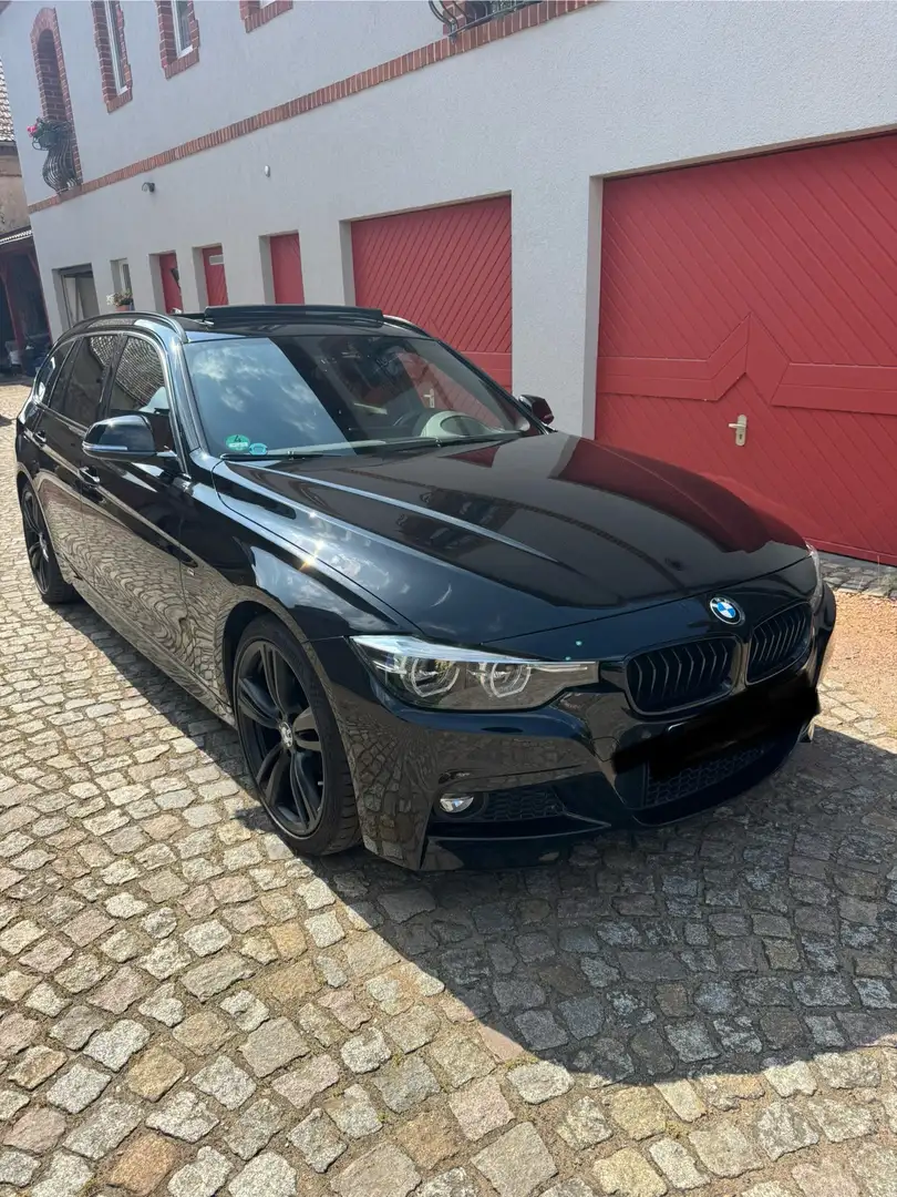 BMW 320 320d Touring Aut. M Sport Real Grant bist 01/27 - 2