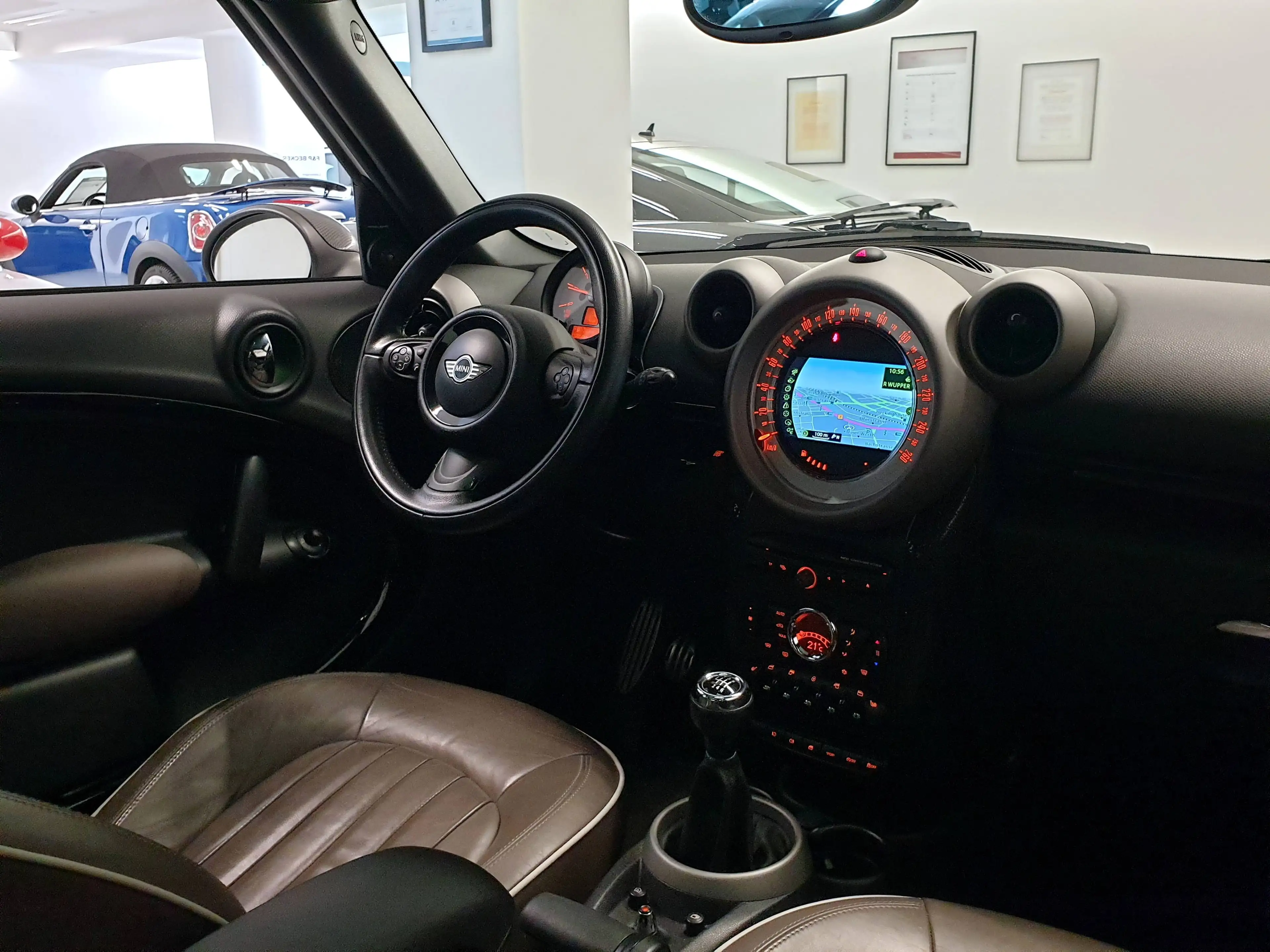 MINI Cooper SD Countryman Leder Navi BiXenon Pano H/K SHZ PDC — photo 8