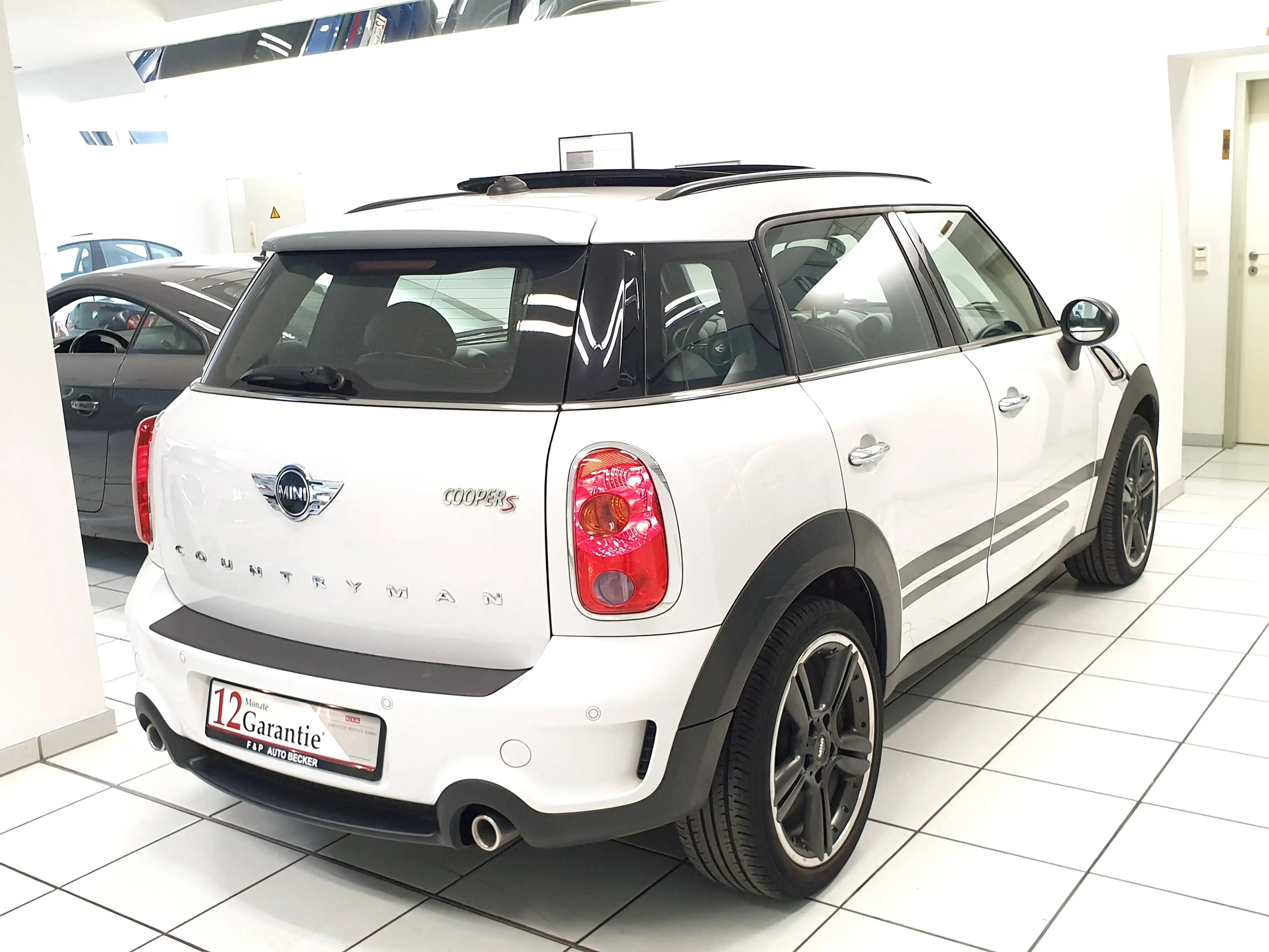 MINI Cooper SD Countryman Leder Navi BiXenon Pano H/K SHZ PDC — photo 6