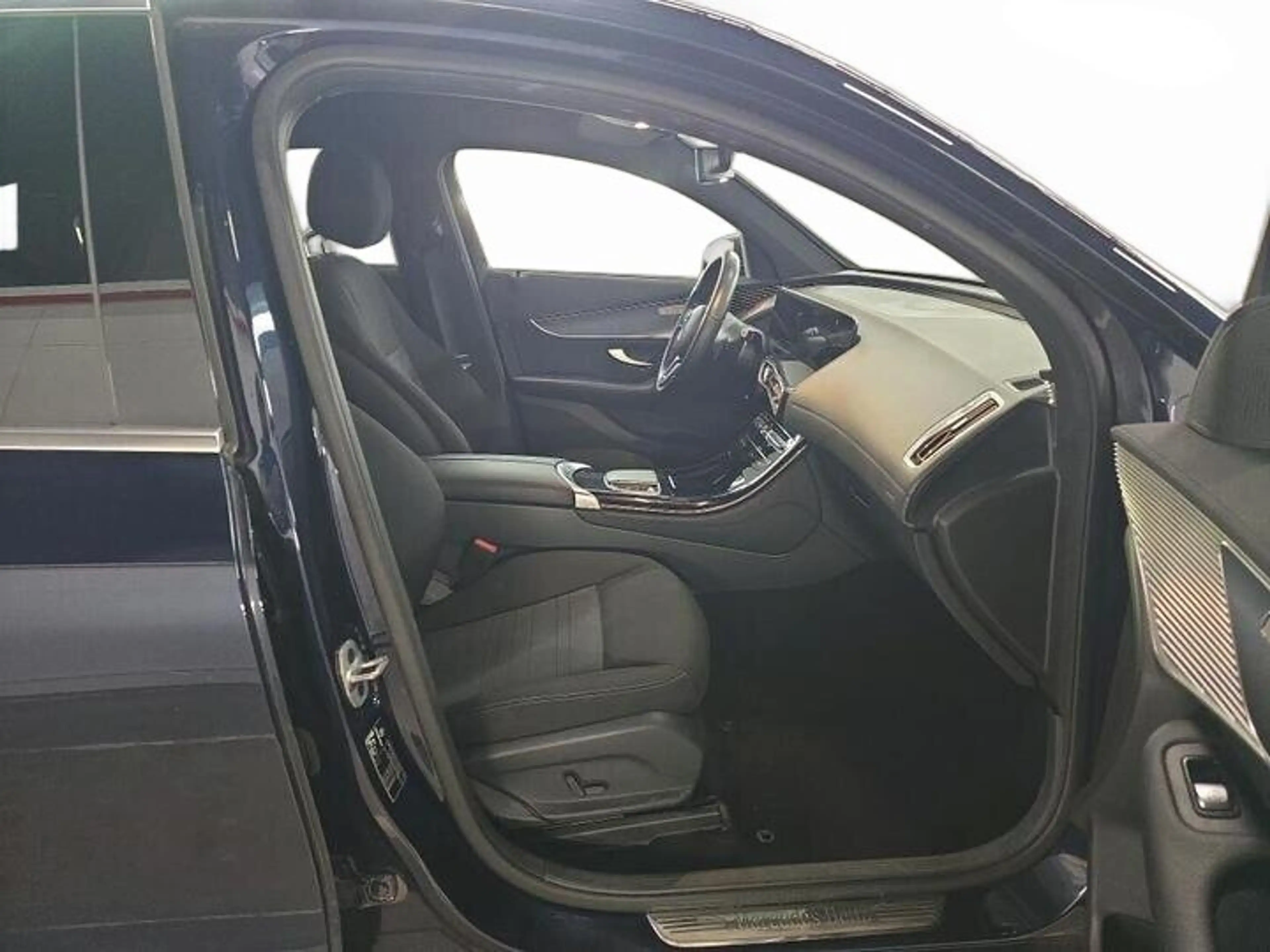 Mercedes-Benz EQC 400 4MATIC - KEYLESS - CAMERA - — photo 7