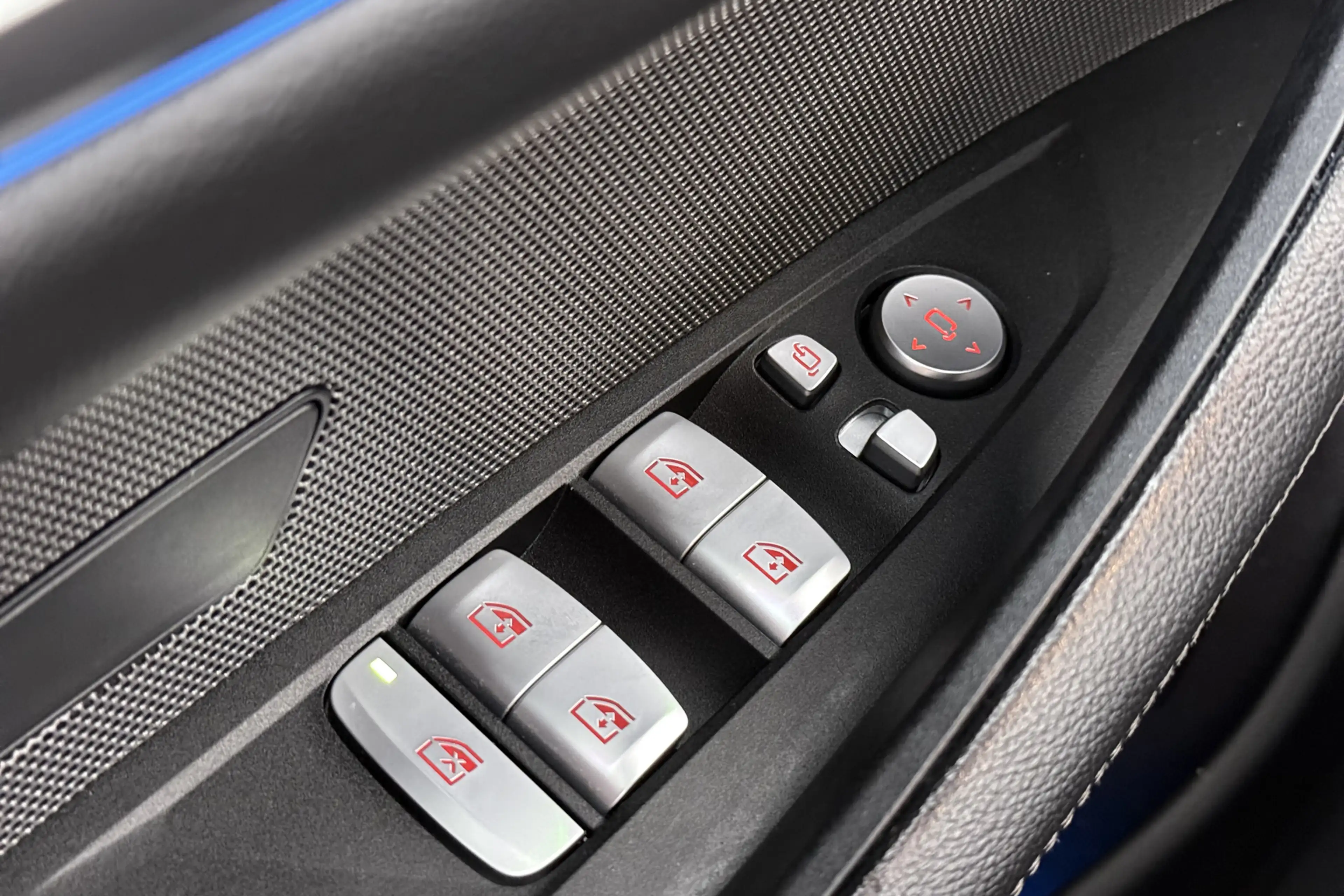 BMW i4 eDrive40 M-Sport Shadow Line 84 kWh (95%SOH) Schui — photo 24