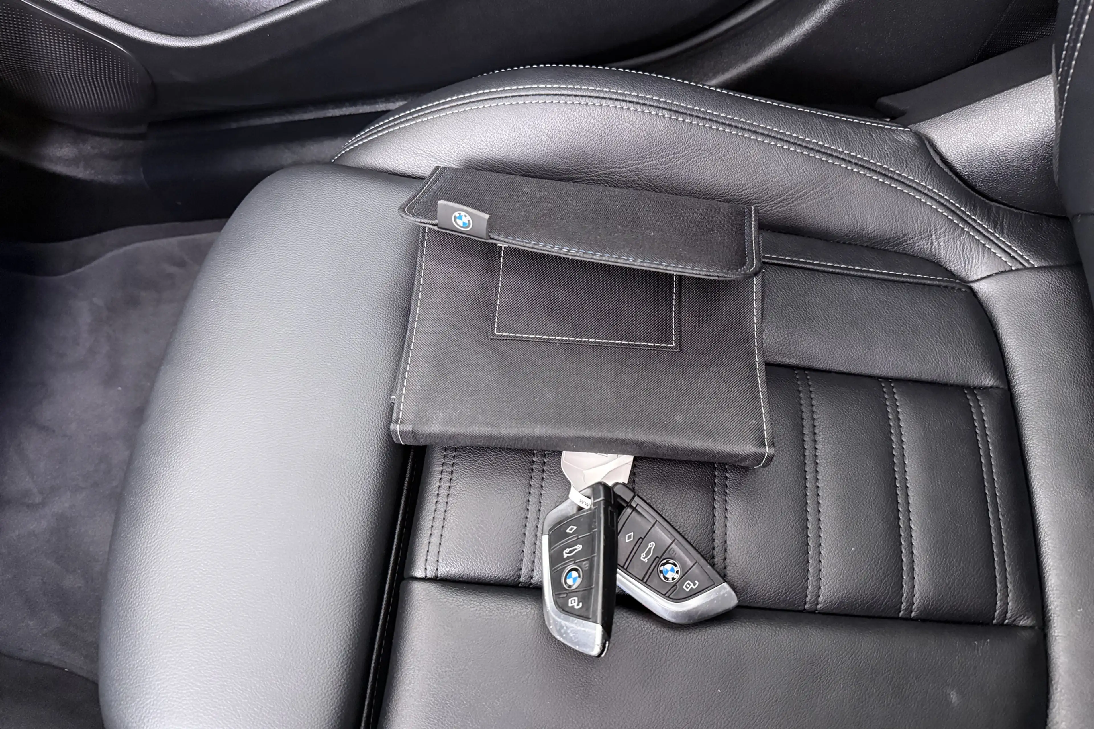 BMW i4 eDrive40 M-Sport Shadow Line 84 kWh (95%SOH) Schui — photo 41
