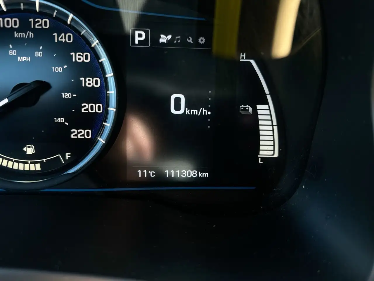 Hyundai IONIQ photo Hyundai IONIQ