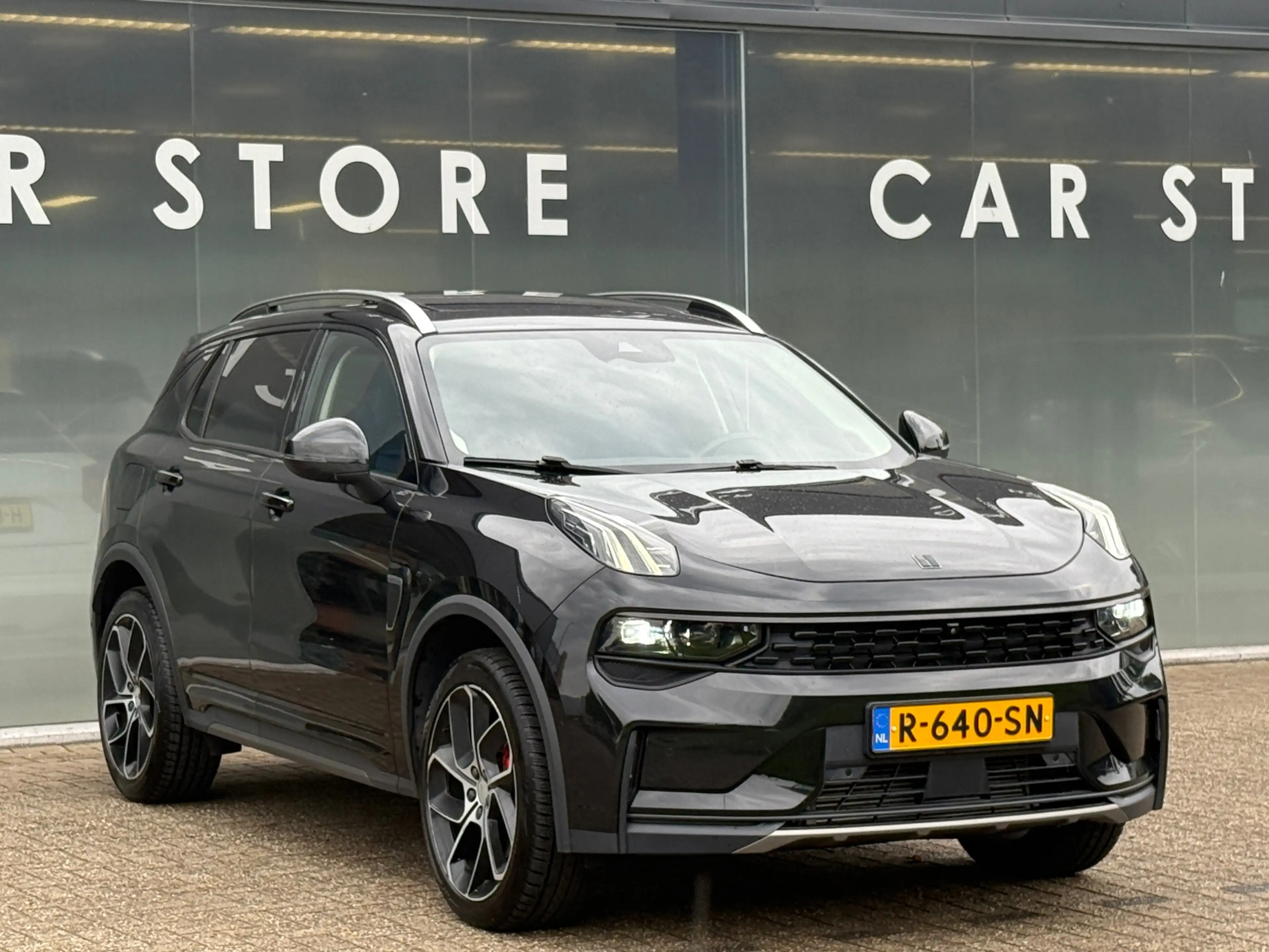 Lynk & Co 01 1.5 PHEV 96% SOH PANO|360CAM|INFINITY|ACC|VOL UITG — photo 4