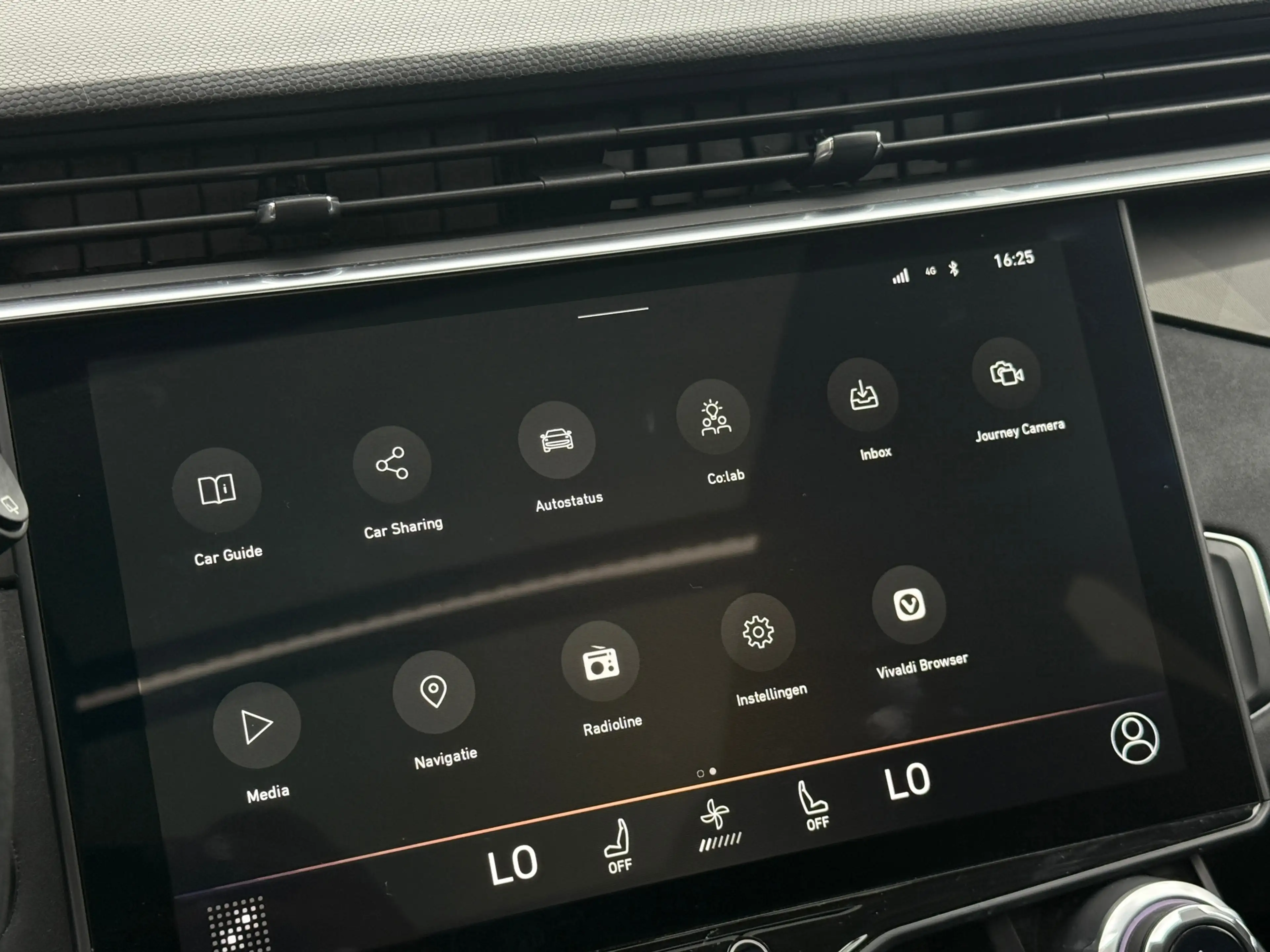 Lynk & Co 01 1.5 PHEV 96% SOH PANO|360CAM|INFINITY|ACC|VOL UITG — photo 17