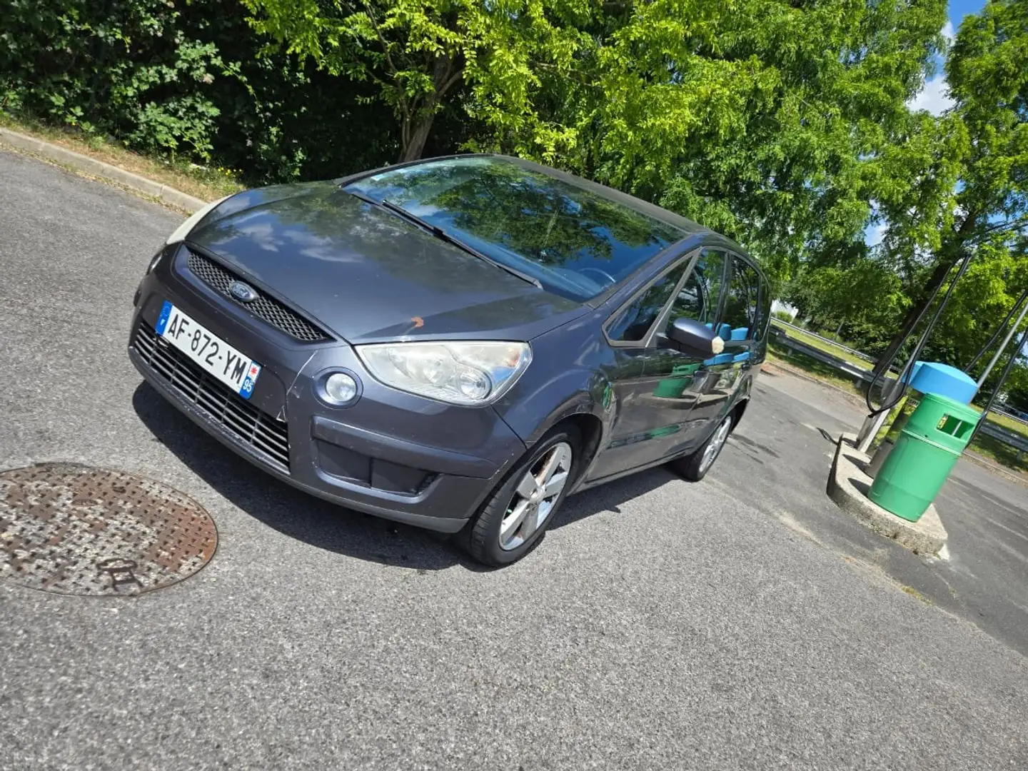 Ford S-Max 1.8 TDCi 125 Trend Gris - 1