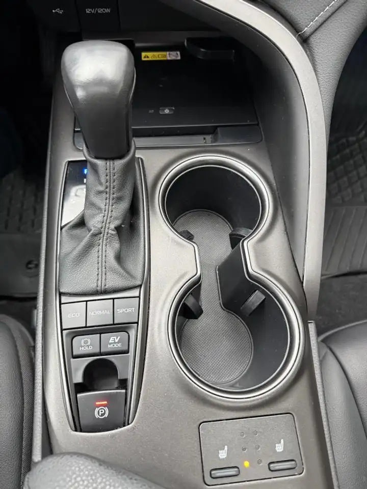 Toyota Camry снимка Toyota Camry