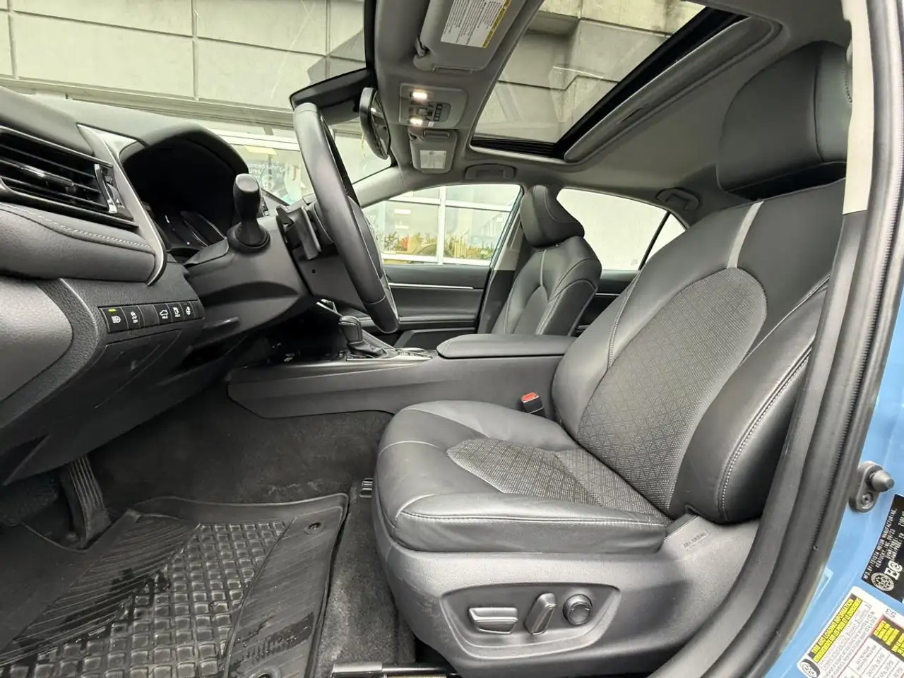 Toyota Camry снимка Toyota Camry