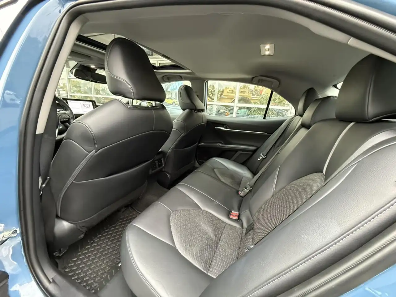 Toyota Camry снимка Toyota Camry