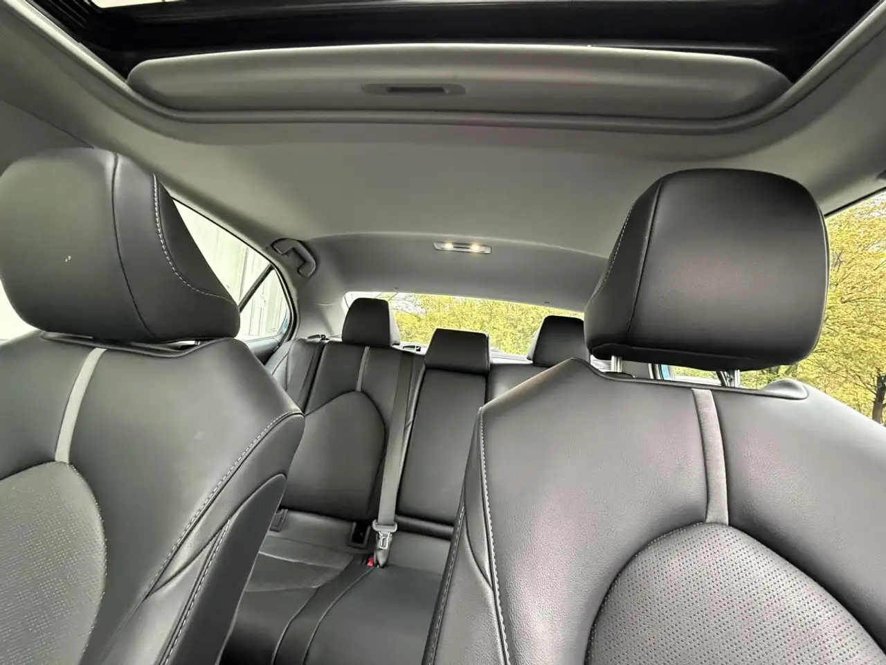 Toyota Camry снимка Toyota Camry