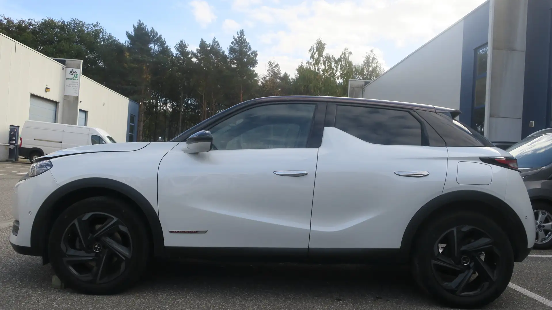 DS Automobiles DS 3 Crossback PureTech 130 Aut.  "ADVERTENTIE VOLLEDIG LEZEN !!" Wit - 2