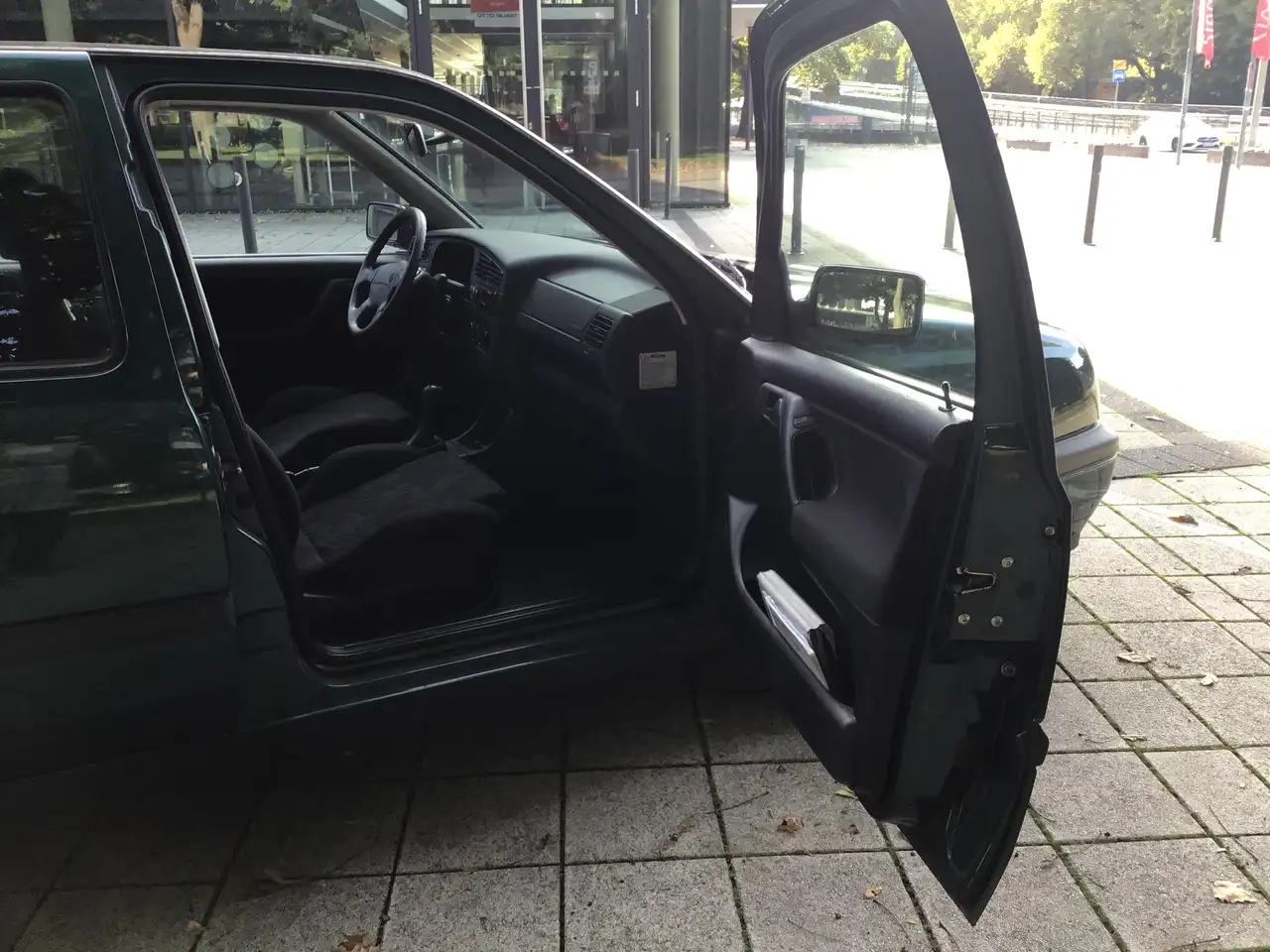 Volkswagen Golf III 1.6 Avenue, foto 6