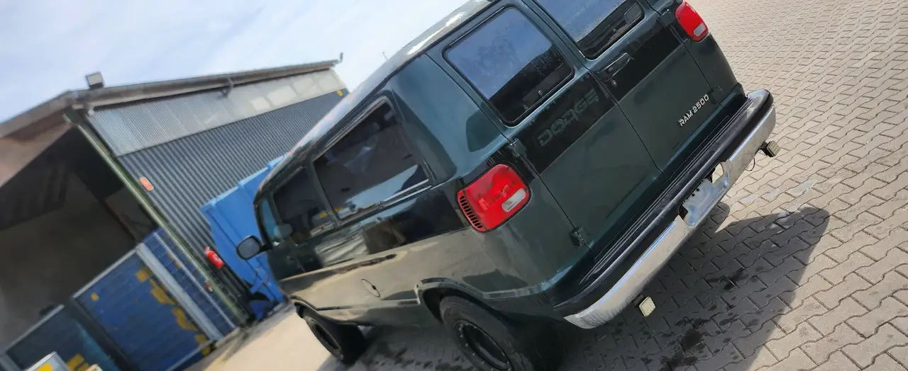 Dodge RAM Van, foto 3
