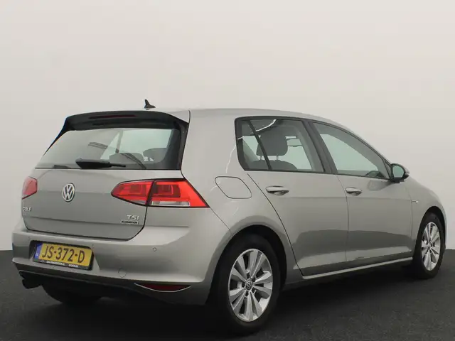 Volkswagen Golf view 16