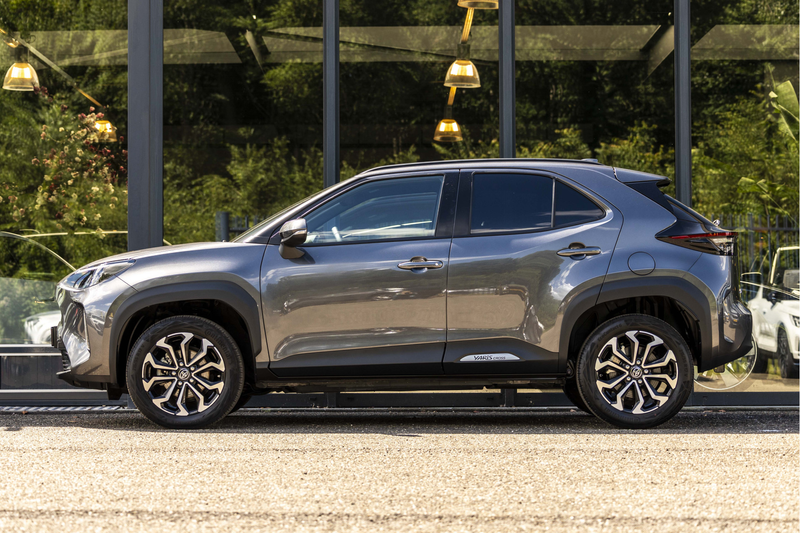 Toyota Yaris Cross 1.5 Hybrid 115 First Edition — photo 8